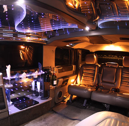 Hummer H2 Limo - Black